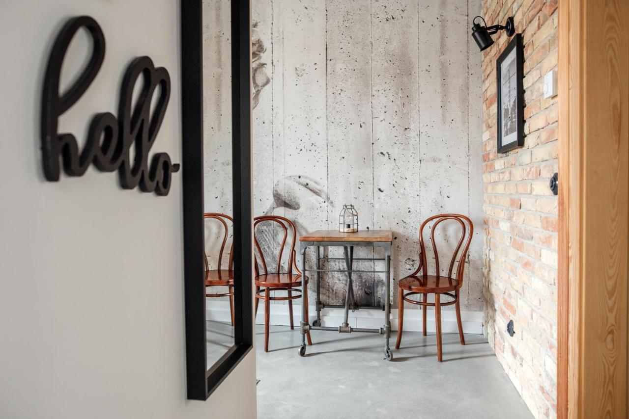 Loftlakasom**** Aparthotel Veszprém Buitenkant foto