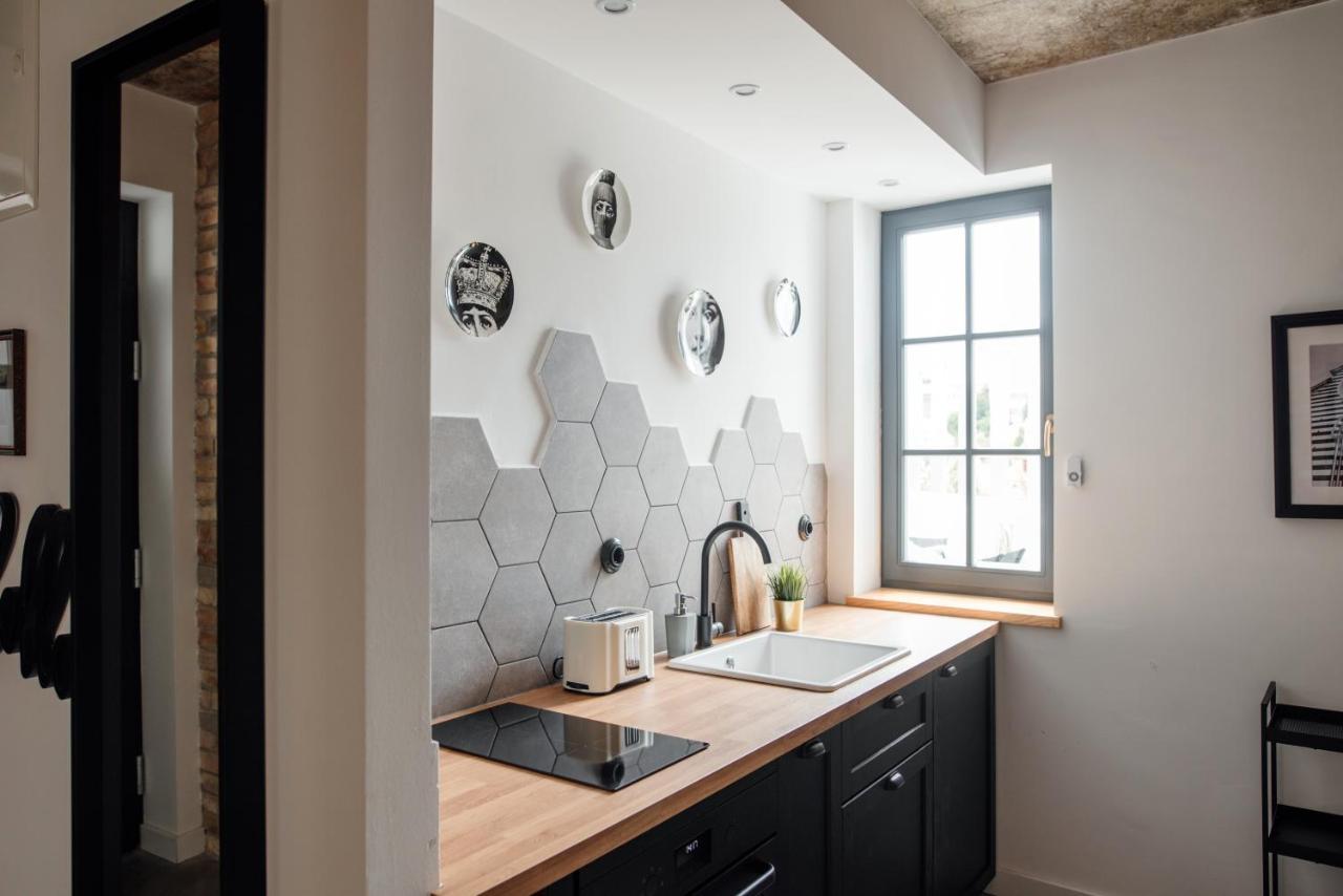 Loftlakasom**** Aparthotel Veszprém Buitenkant foto