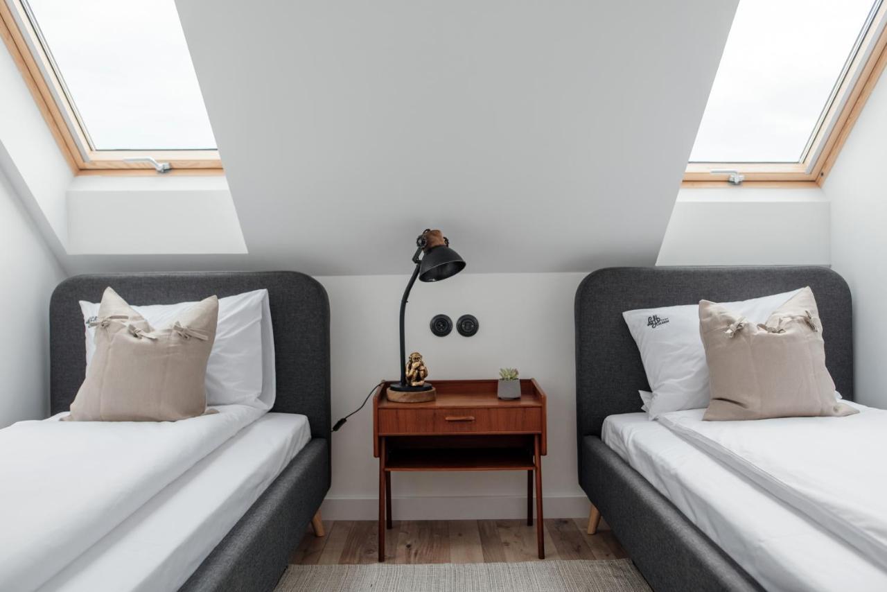 Loftlakasom**** Aparthotel Veszprém Buitenkant foto