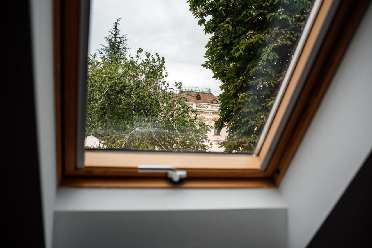 Loftlakasom**** Aparthotel Veszprém Buitenkant foto